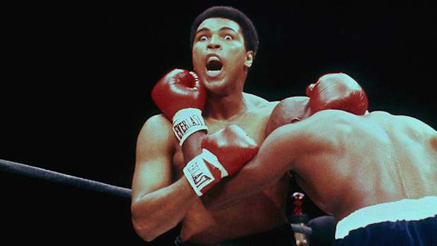 7-1977-muhammad-ali-earnie-shavers-017045690.jpg